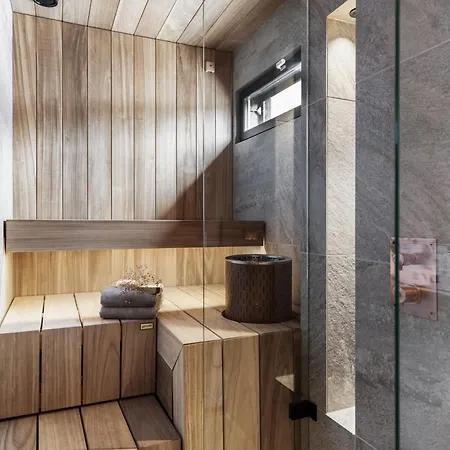 North Halo By 16c Hilla *